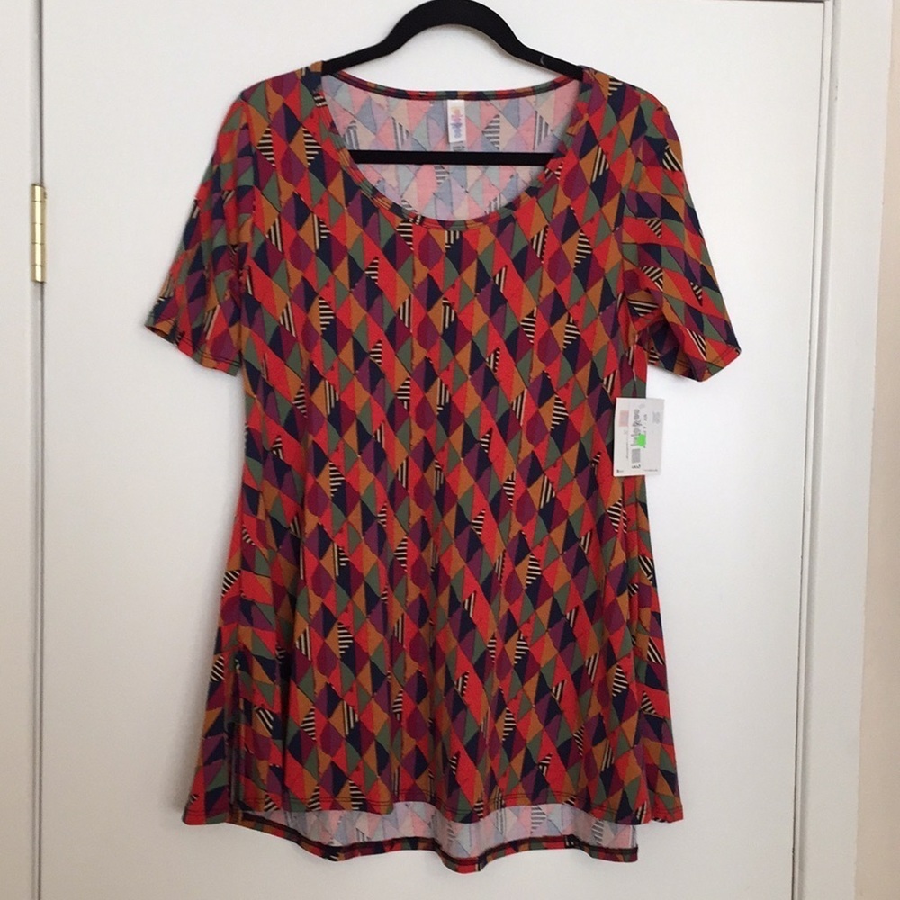 XS LuLaRoe Perfect Tee C04 35